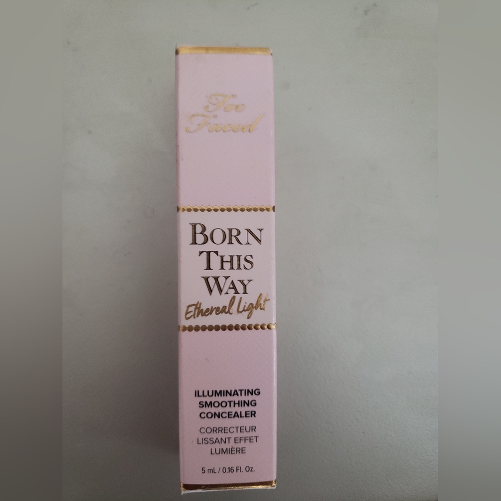 Too faced Concealer